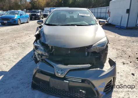 2018 Toyota Corolla L z USA, uszkodzony, nr VIN 2T1BURHE6JC080297